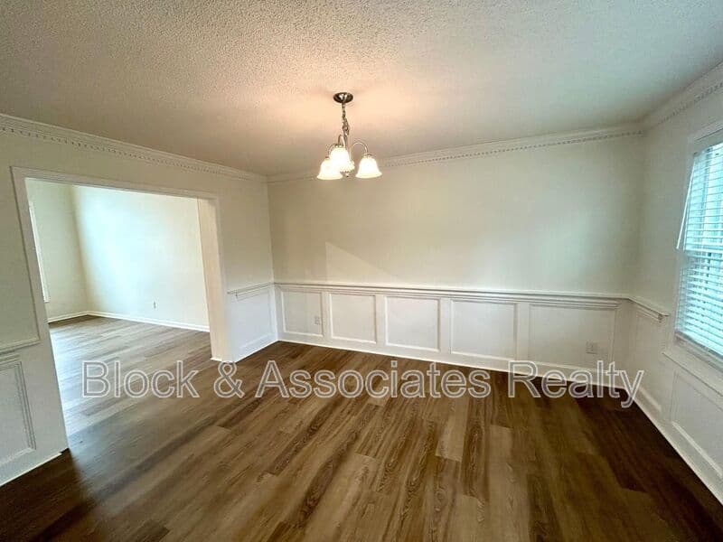 Wake Forest House: 232 Haywicke Place