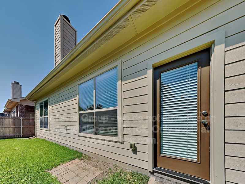 Mckinney House: 4609 Tina Dr