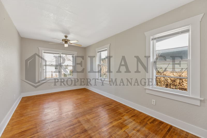 Wichita House: 1011 South Marys Drive