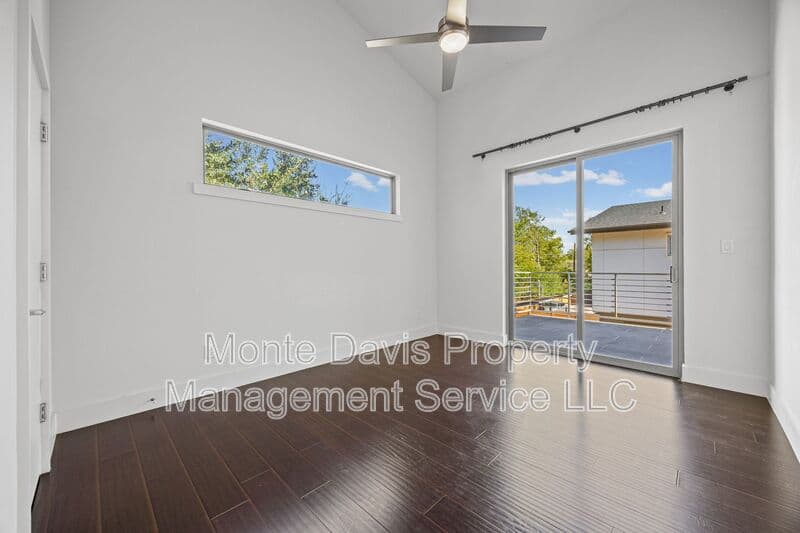 Austin Condo: 502 W 51st St