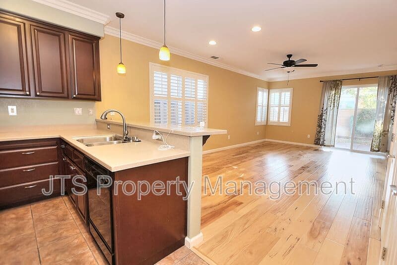 West Sacramento House: 4046 Martis Street