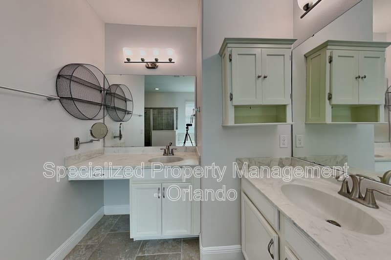 Winter Garden Townhome: 15543 Waterleigh Cove Dr