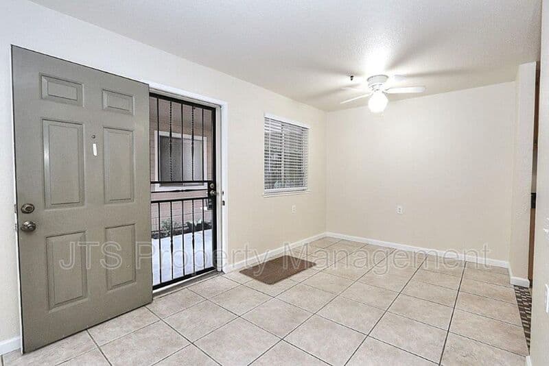 Sacramento Condo: 1019 Dornajo Way