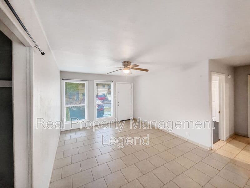 Dallas House: 4029 Mather Court
