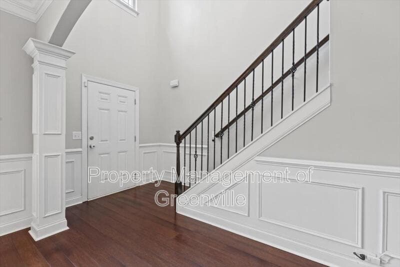 Simpsonville House: 10 Windsor Creek Ct