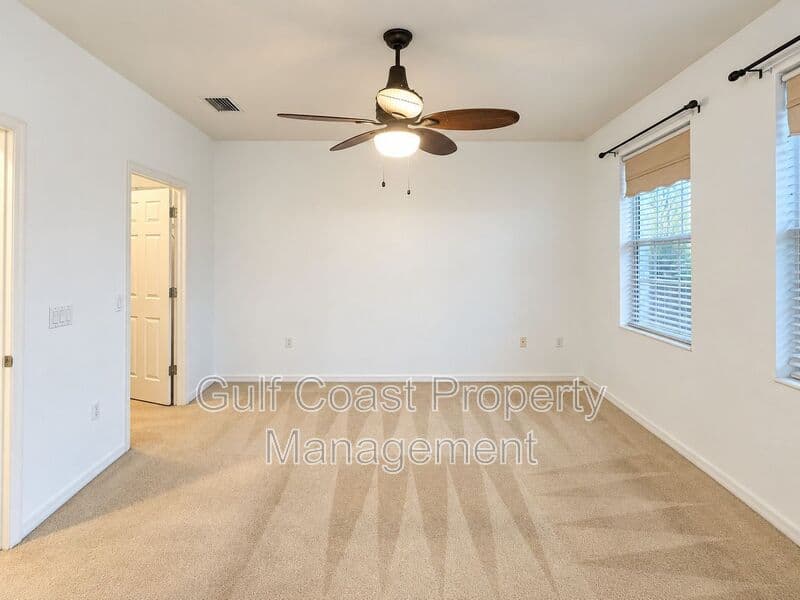 Sarasota House: 3880 82nd Ave Cir East