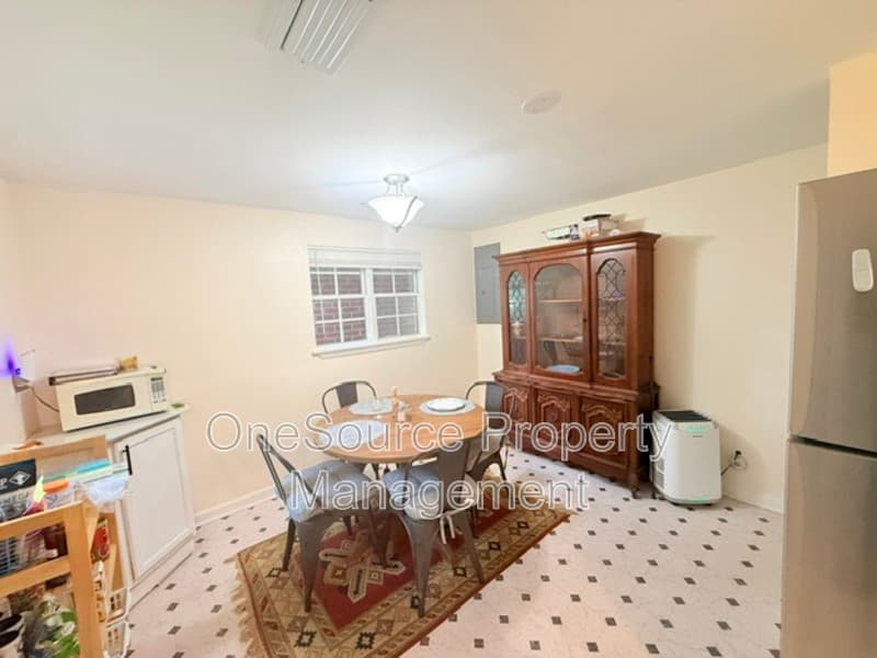 Tallahassee House: 3032 Grady Road