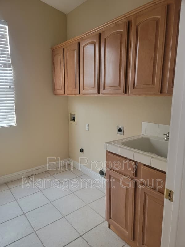Las Vegas House: 1025 Trophy Club Drive