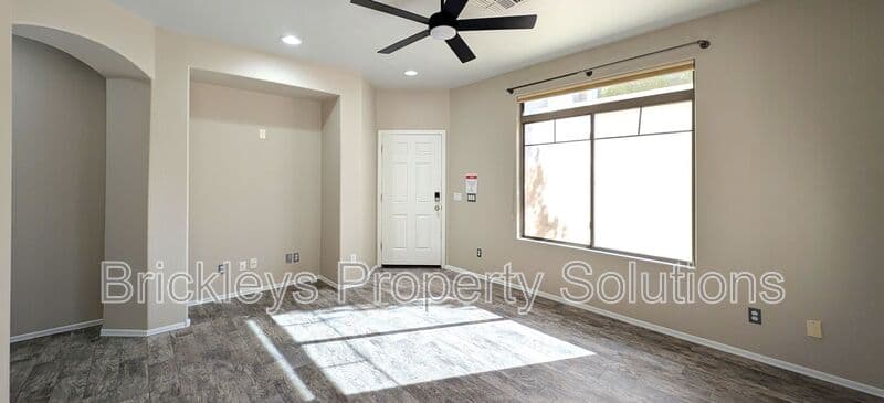 Chandler House: 1311 E Marlin Dr