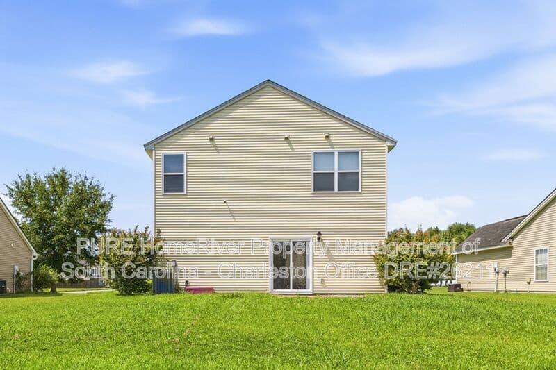 Goose Creek House: 437 Watershed Dr
