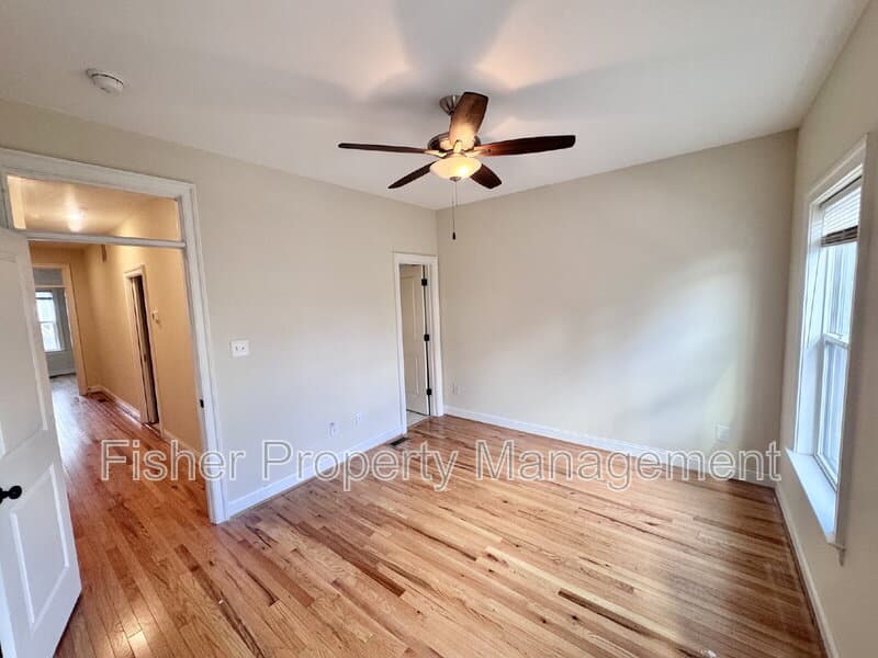 Richmond House: 2212 Carrington St