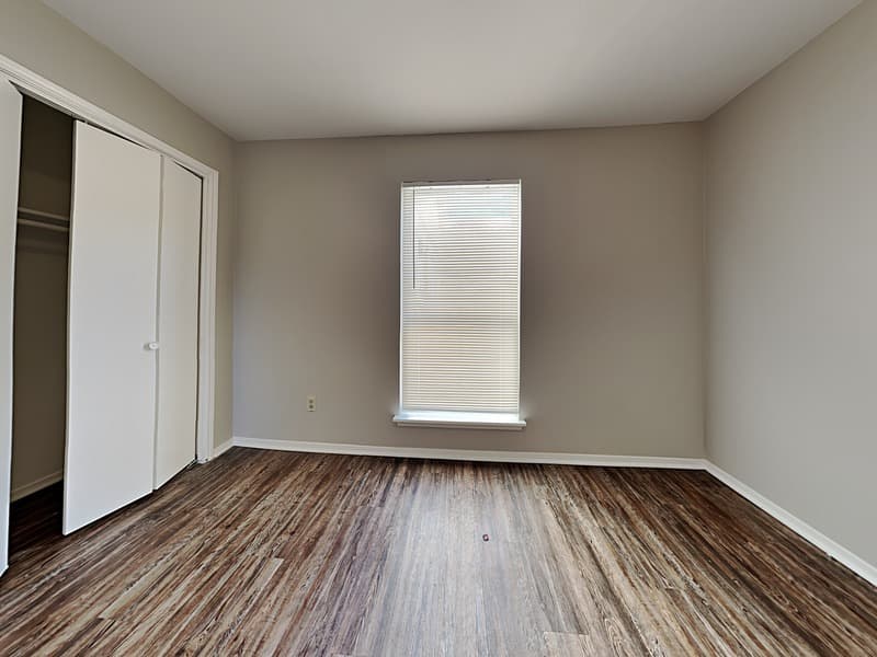 Houston House: 8807 Sherrywood Dr