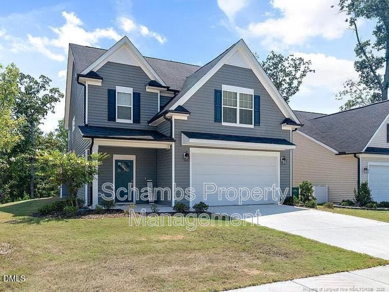 Fuquay Varina House: 1425 Queen Trigger Dr