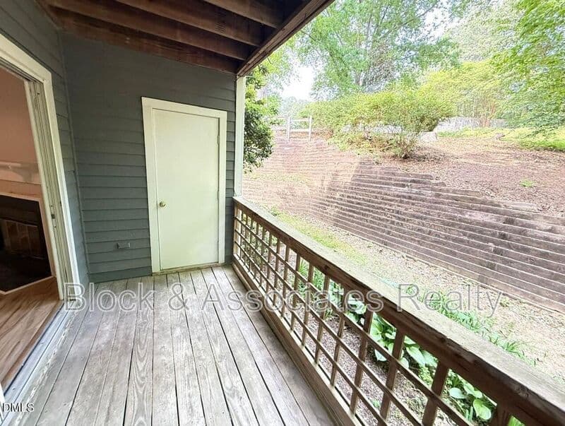 Raleigh Condo: 4120 Sedgewood Drive