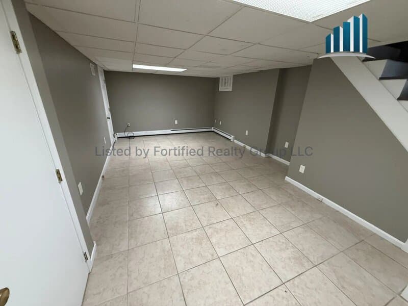 Fall River Condo: 200 County St