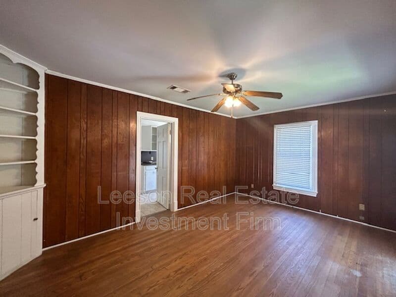 Shreveport House: 3429 Beverly Pl