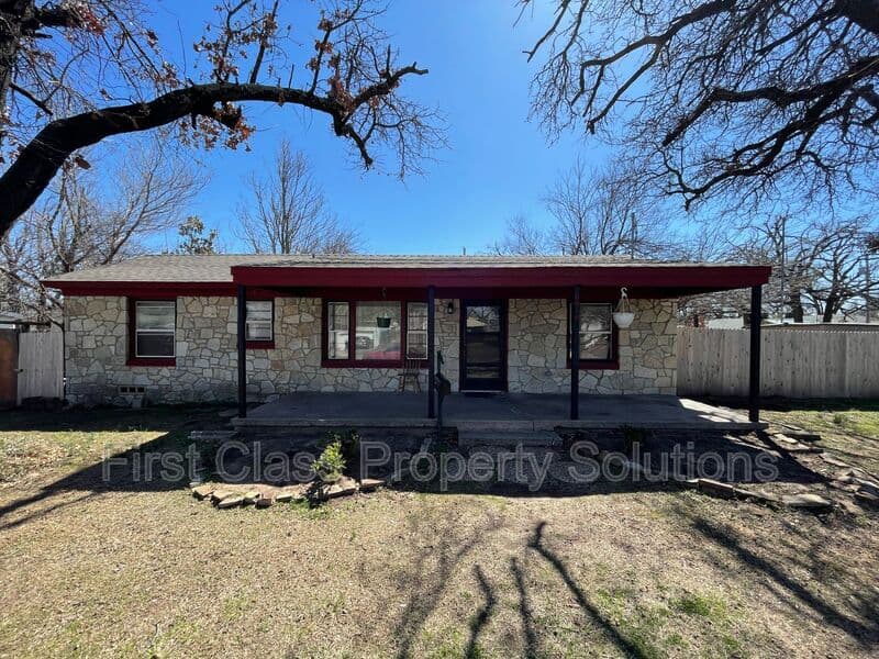 Bethany House: 6618 NW 31st St