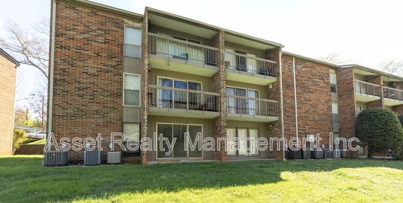 Knoxville Condo: 431 Canberra Drive - 431