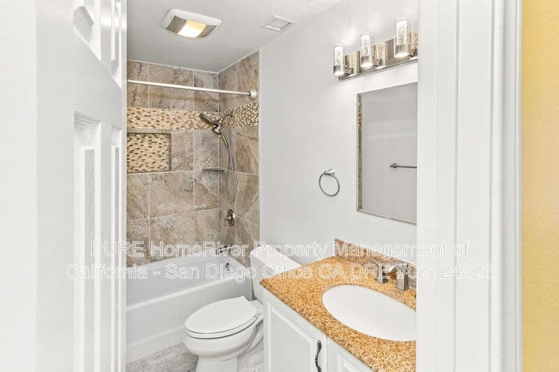 Spring Valley House: 640 Felicita Ave
