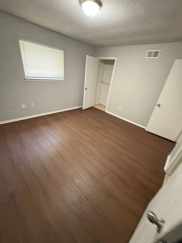 Memphis House: 1857 S Perkins Rd