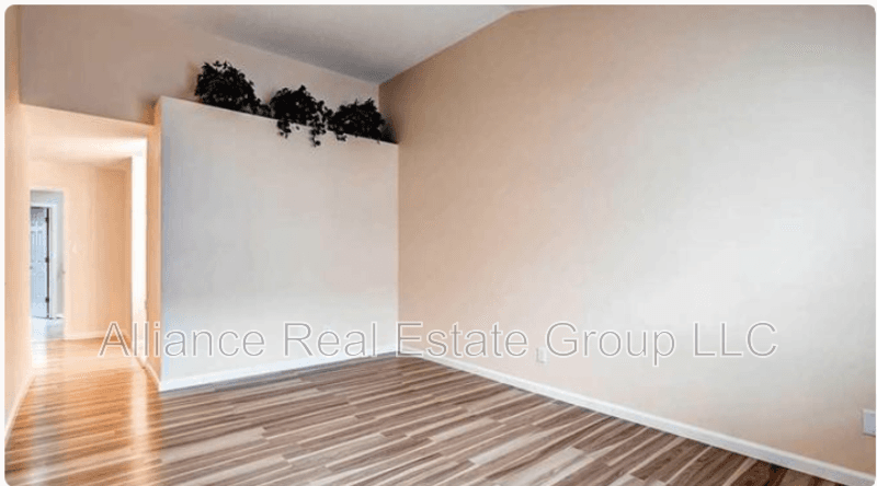 Aurora Townhome: 10015 East Mexico Avenue - 1