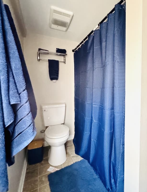 Greenville House: 1105 West Rock Spring Road - B-APT