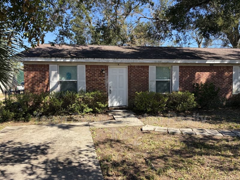 Pensacola House: 204 Brandywine Road