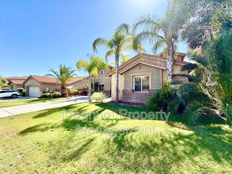 Menifee House: 33602 Magnetite St.