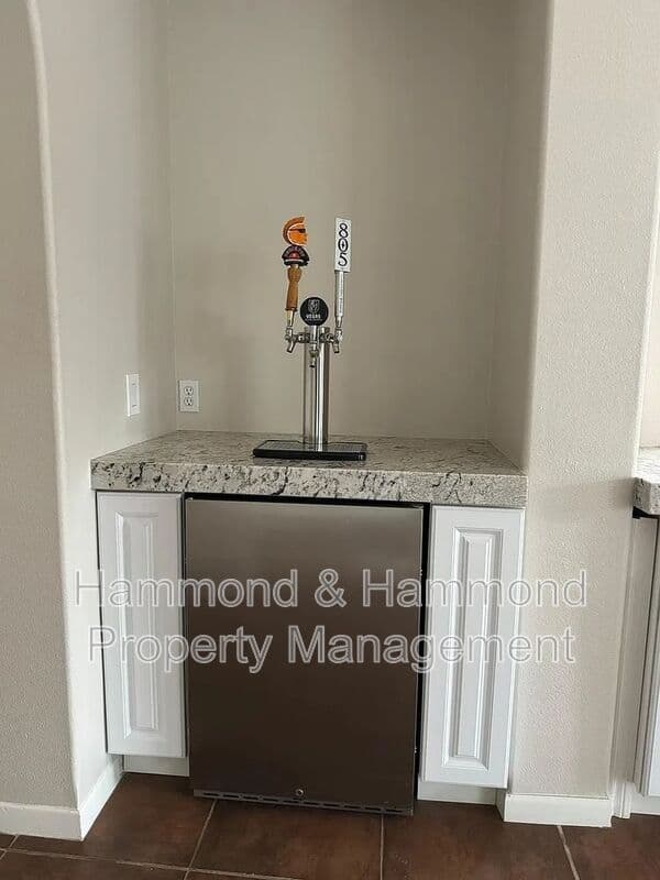 Simi Valley House: 5552 Evening Sky Dr