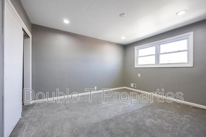 Baltimore Townhome: 2400 W Garrison Ave