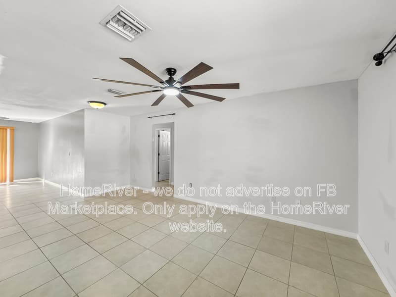 Fort Myers House: 9032 Pomelo Rd W