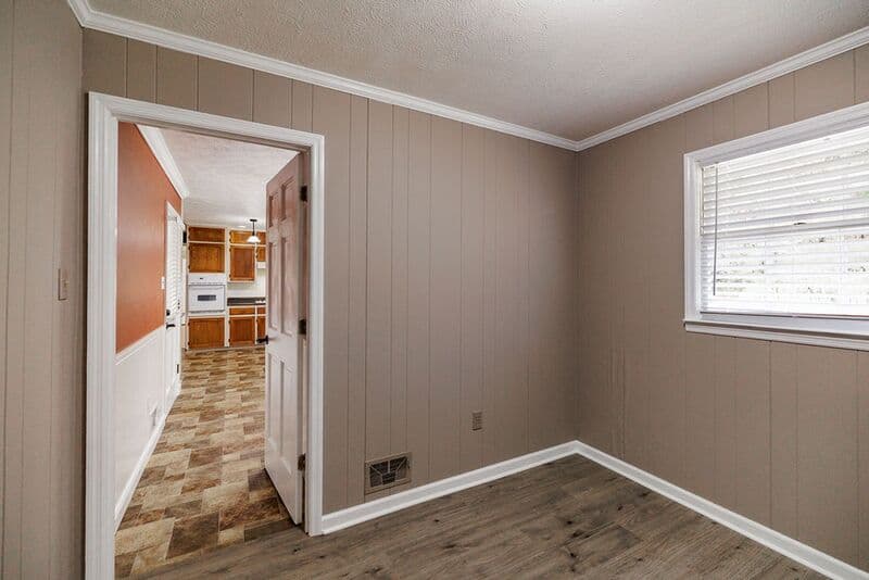 Watkinsville House: 1110 Maple Cir