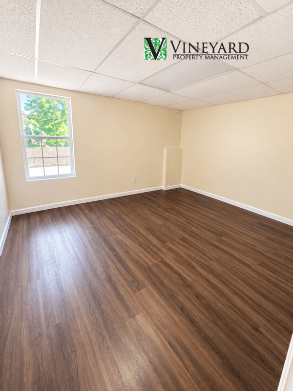 Acworth House: 3713 Crescent Hill Lane NW