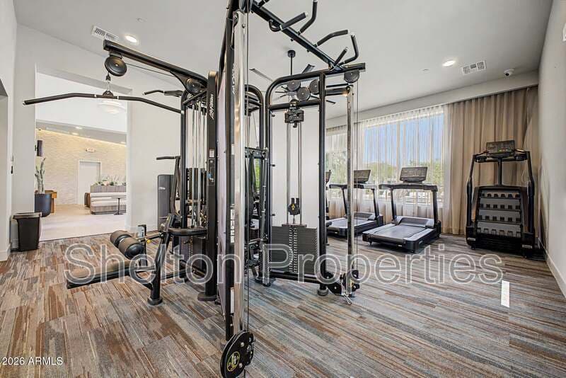 Phoenix Townhome: 2121 W Sonoran Desert Dr, Unit 124