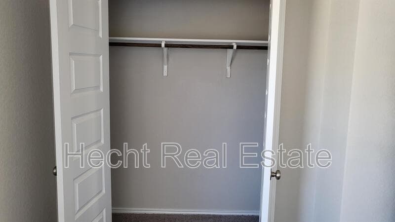 Seguin House: 2440 Ayers Drive