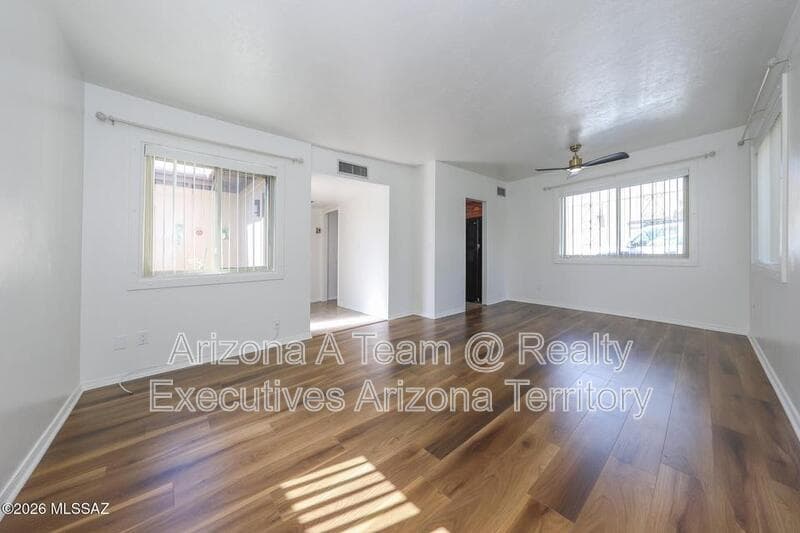 Tucson House: 2056 South Quail Hollow Drive