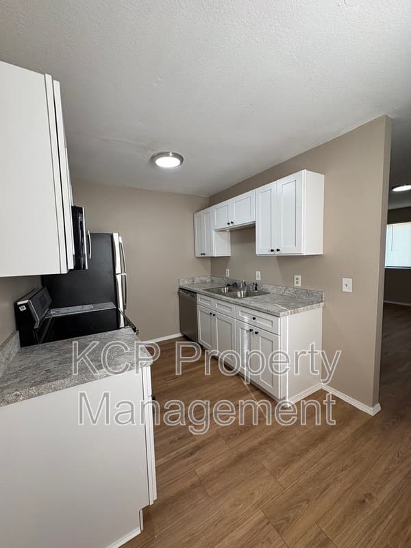 Bentonville Condo: 201 NW K - c