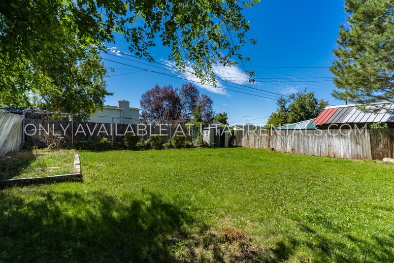 Provo House: 1278 E 520 S