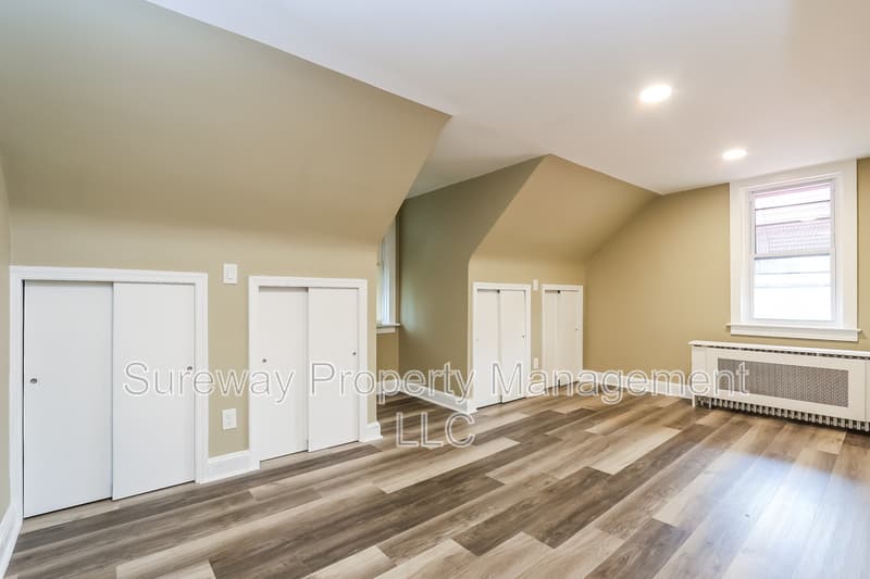 Hamilton Condo: 2009 East McGalliard Avenue