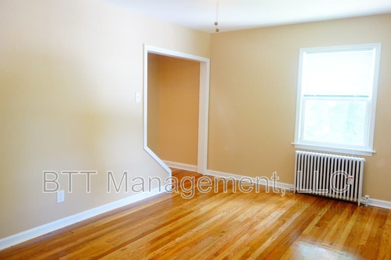 Takoma Park Condo: 8401 Flower Avenue