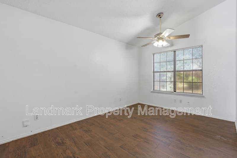 Cedar Hill House: 508 Sims Drive