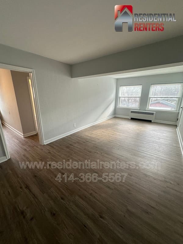 West Allis Condo: 8020 W Becher Street