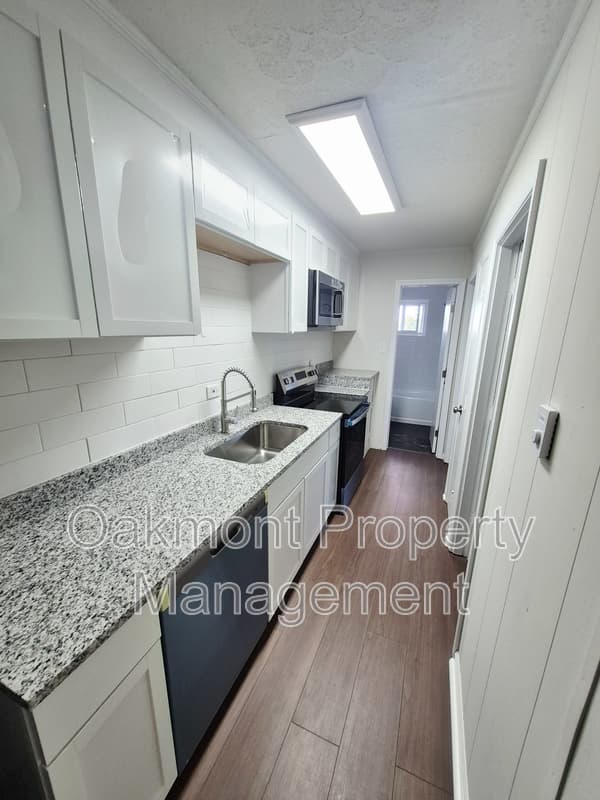 Lynchburg Condo: 928 Whitestone Drive - 2