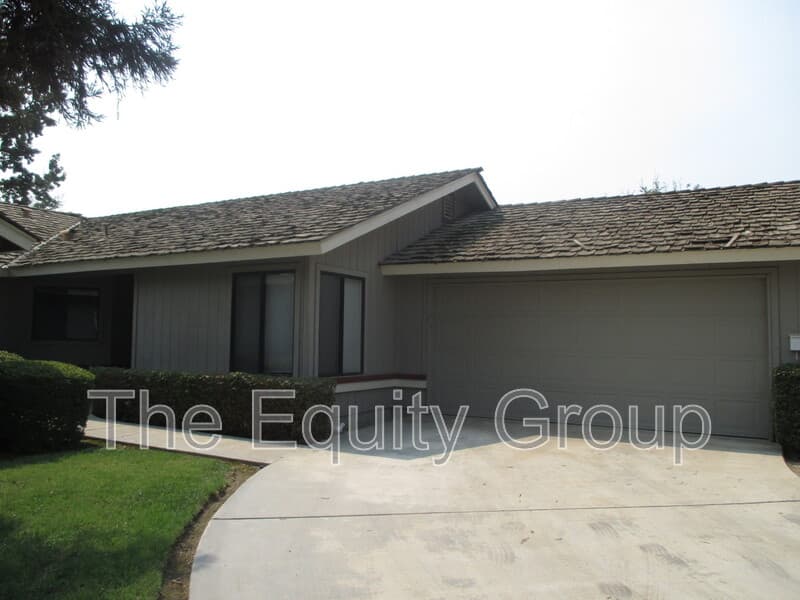 Visalia House: 4043 West Victor Avenue