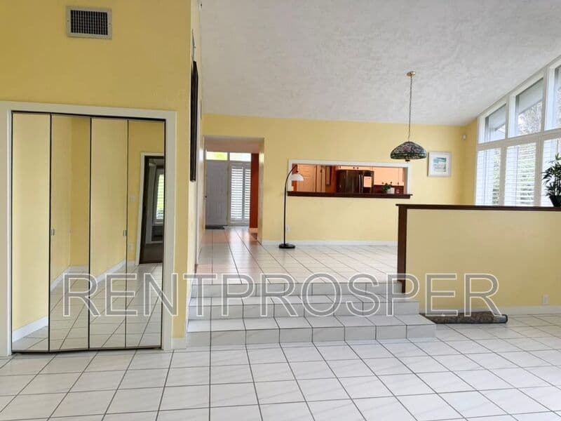 Haines City House: 107 Canterbury Drive