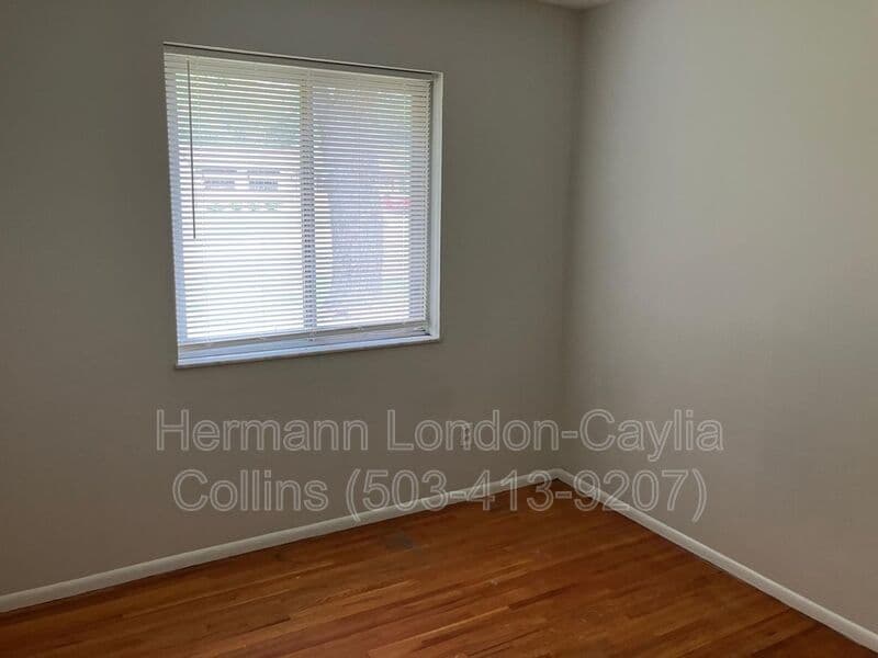 Saint Louis House: 9609 Dromore Court