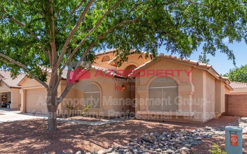 Tempe House: 689 W Minton Dr