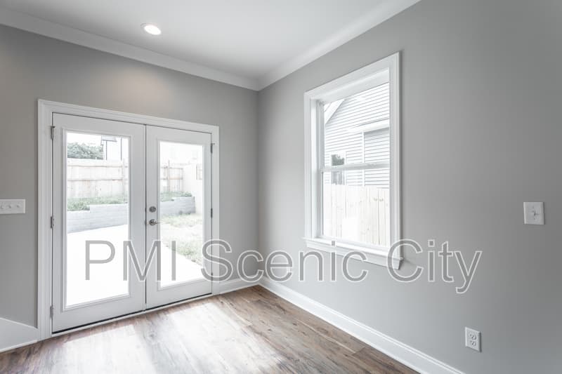 Cleveland House: 2631 Rogers Dr SE