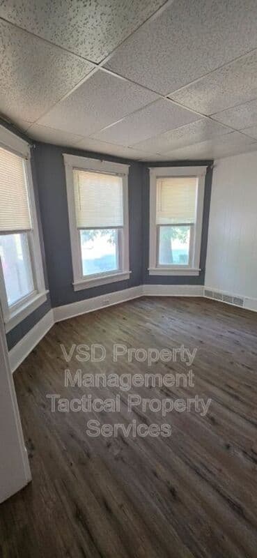 Cleveland Condo: 1583 E 84 St