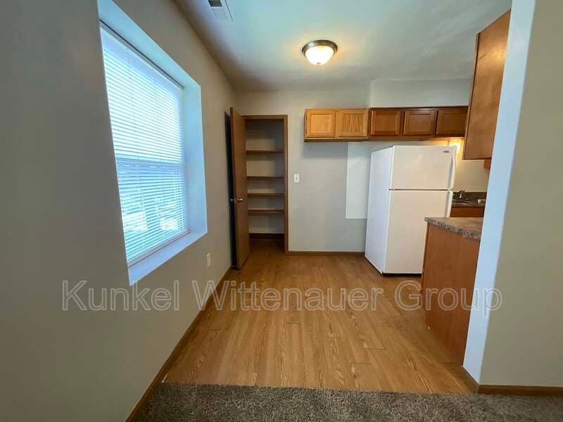 Swansea Condo: 1810-12 Jamestown Road